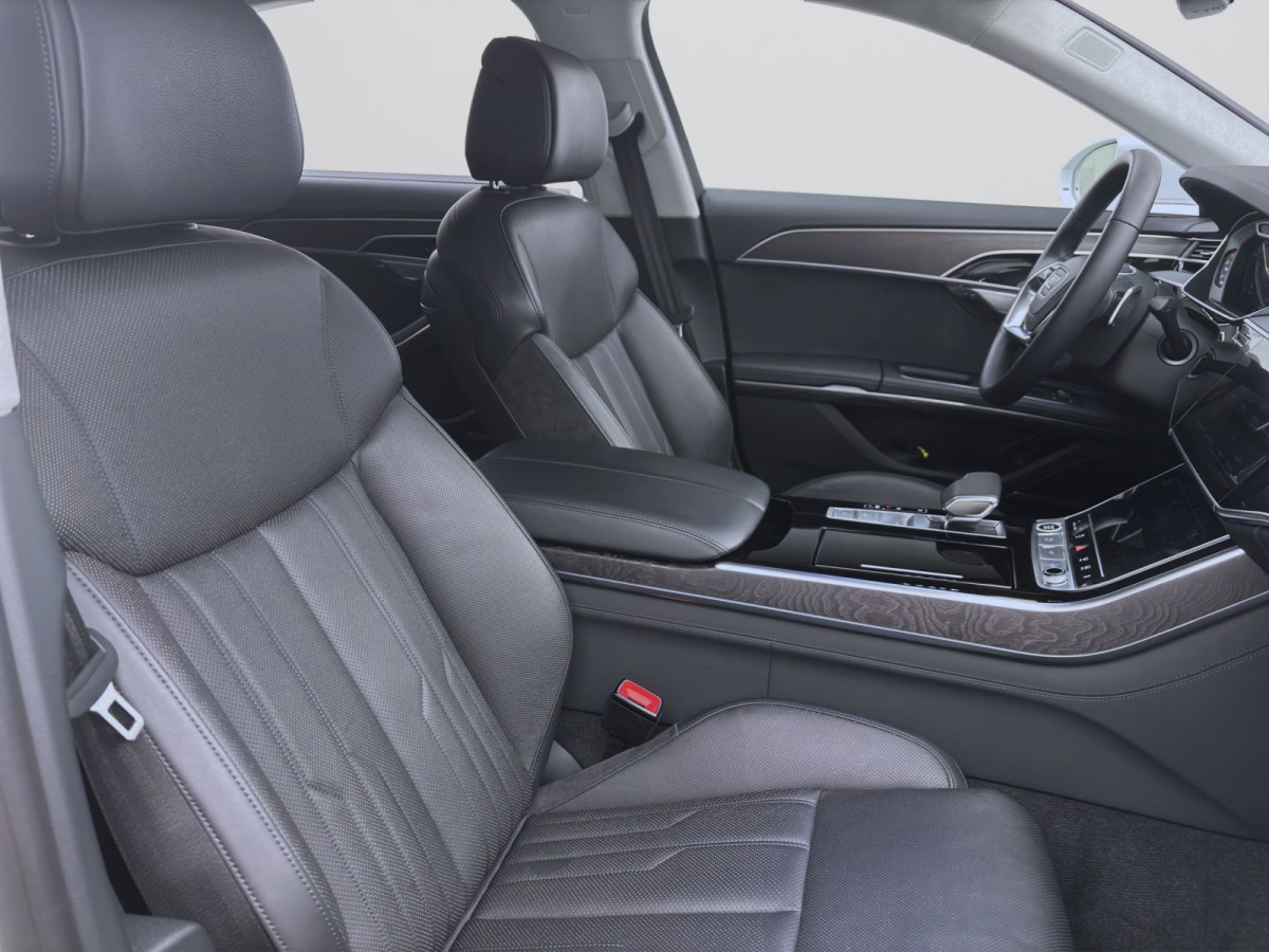 Thumb 14: Audi A8 50 TDI Q LANG STANDHZG AHK HD-MATRIX