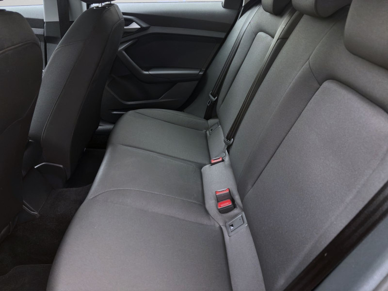 Bild 14: Audi A1 Sportback 25 TFSI SITZHZG LED PDC KLIMA LM17