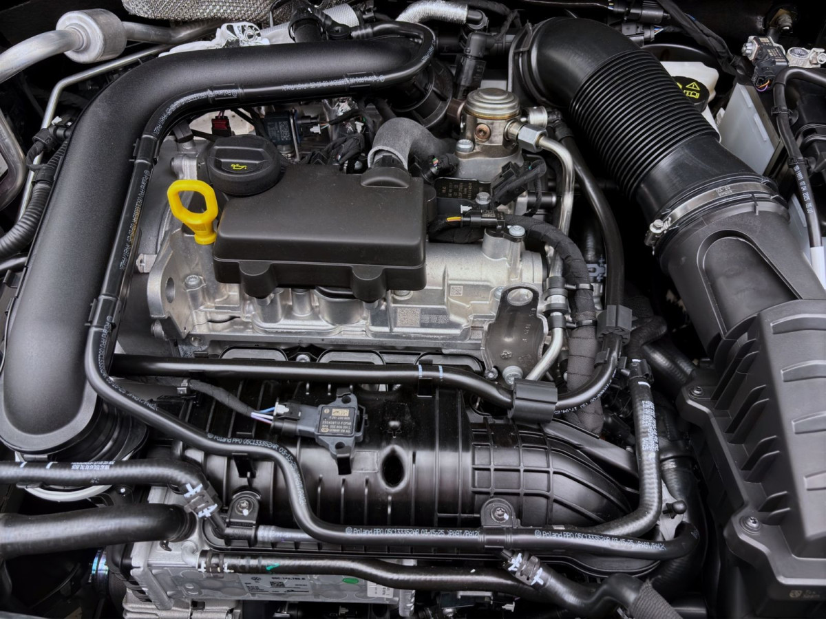 Thumb 16: Audi A1 Sportback 25 TFSI SITZHZG LED PDC LM17