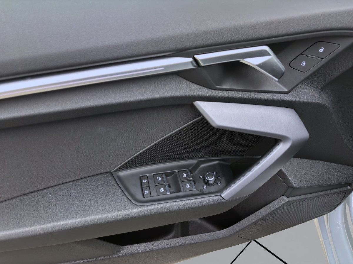 Thumb 9: Audi A3 Sportback 30 TFSI NAVI KAMERA LED SITZHZG