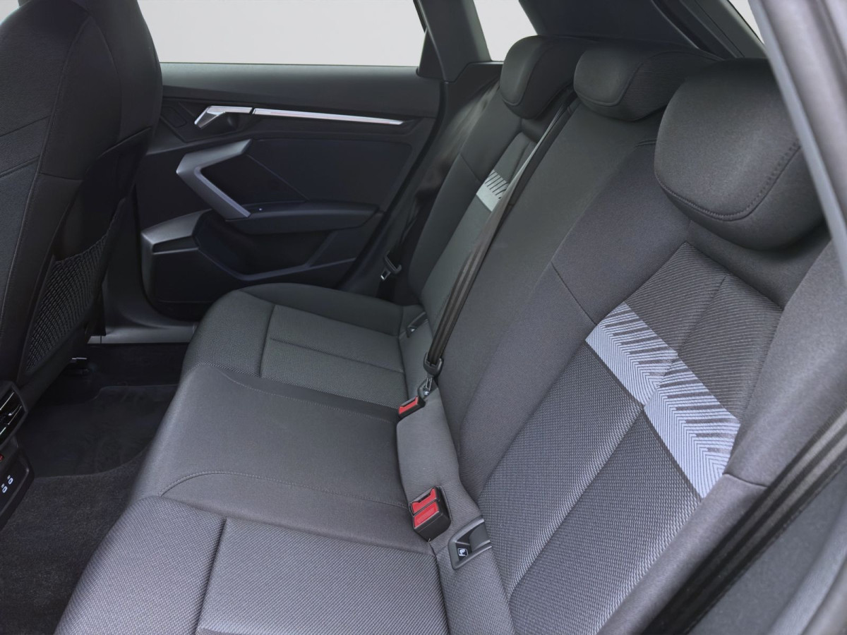 Thumb 14: Audi A3 Sportback 30 TFSI NAVI KAMERA LED SITZHZG