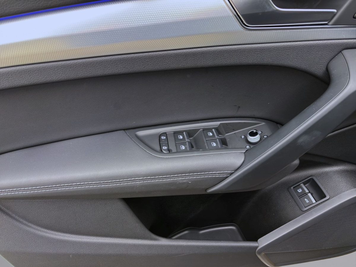 Thumb 8: Audi Q5 55 TFSIe Q S LINE AHK NAVI+ PDC MATRIX