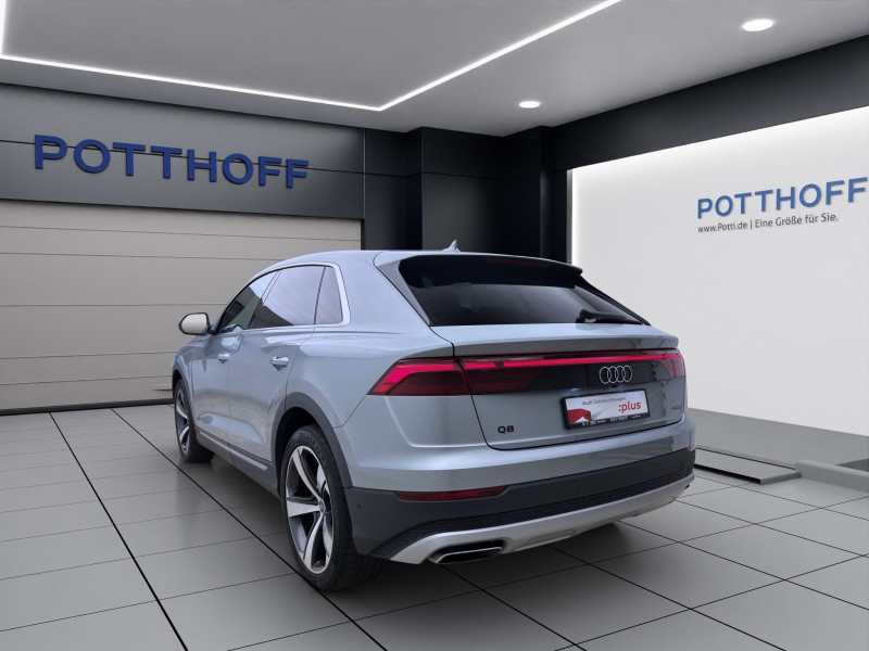 Bild 1: Audi Q8 45 TDI Q AHK MATRIX HuD SITZHZG KLIMA