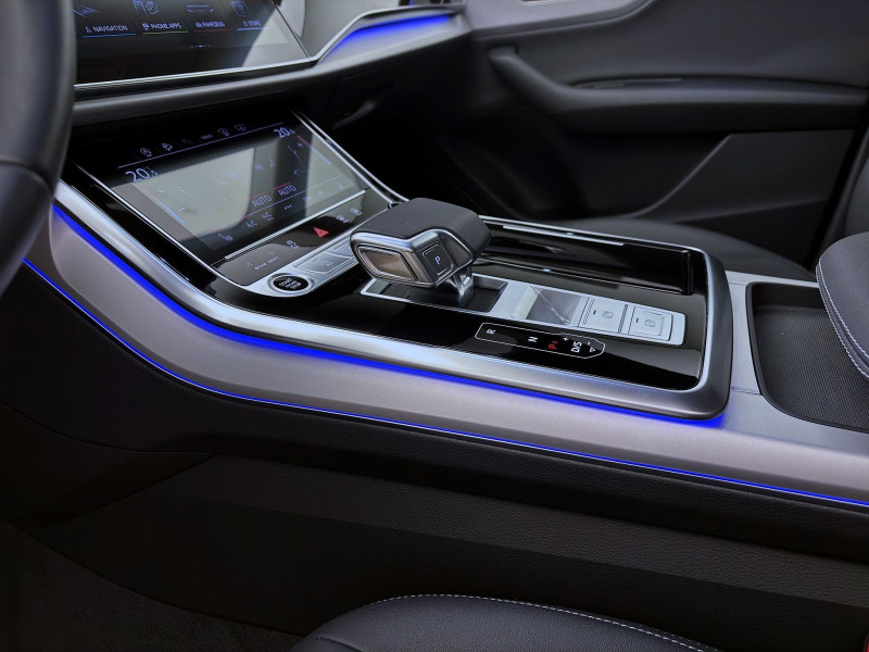 Bild 13: Audi Q8 45 TDI Q AHK MATRIX HuD SITZHZG KLIMA