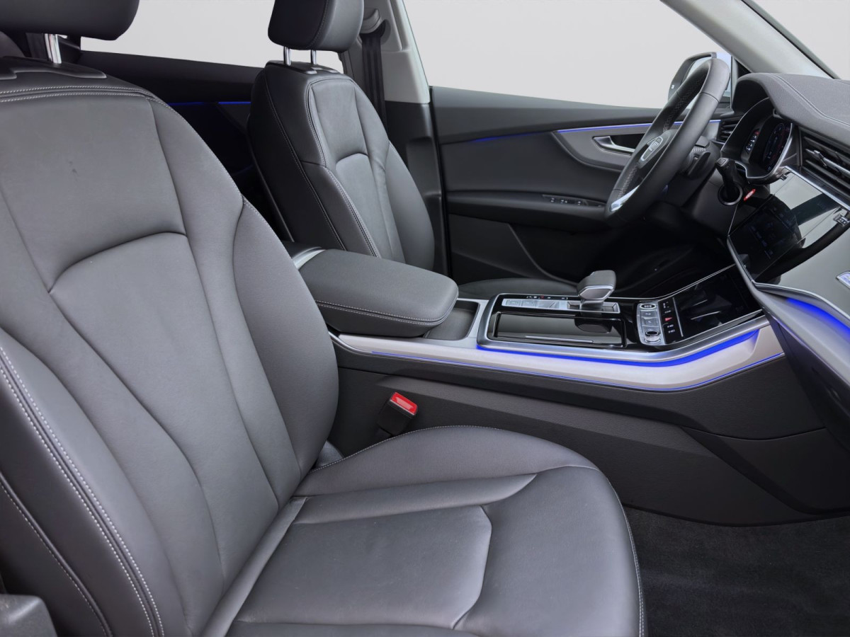 Thumb 15: Audi Q8 45 TDI Q AHK MATRIX HuD SITZHZG KLIMA