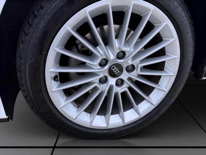 Bild 7: Audi A3 Limousine 30 TDI ADVANCED NAVI+ SITZHZG PDC KLIMA