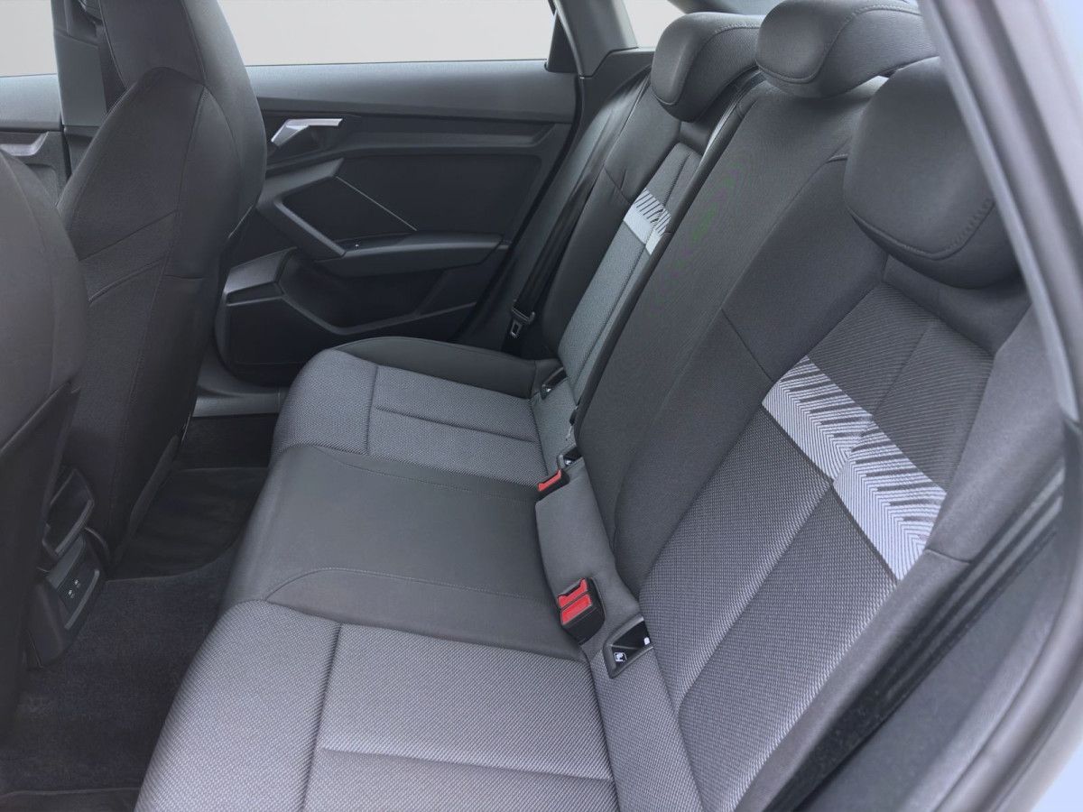 Thumb 14: Audi A3 Limousine 30 TDI ADVANCED NAVI+ SITZHZG PDC KLIMA