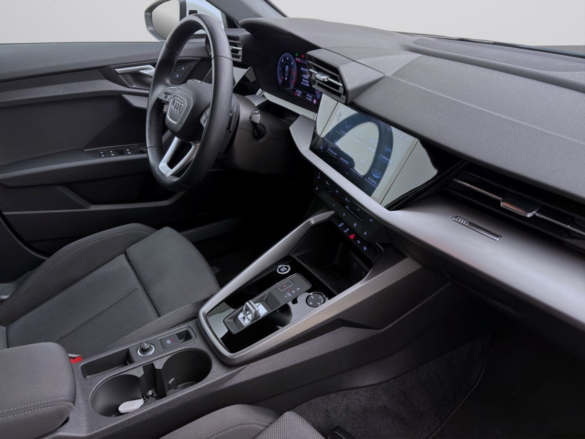 Thumb 16: Audi A3 Limousine 30 TDI ADVANCED NAVI+ SITZHZG PDC KLIMA