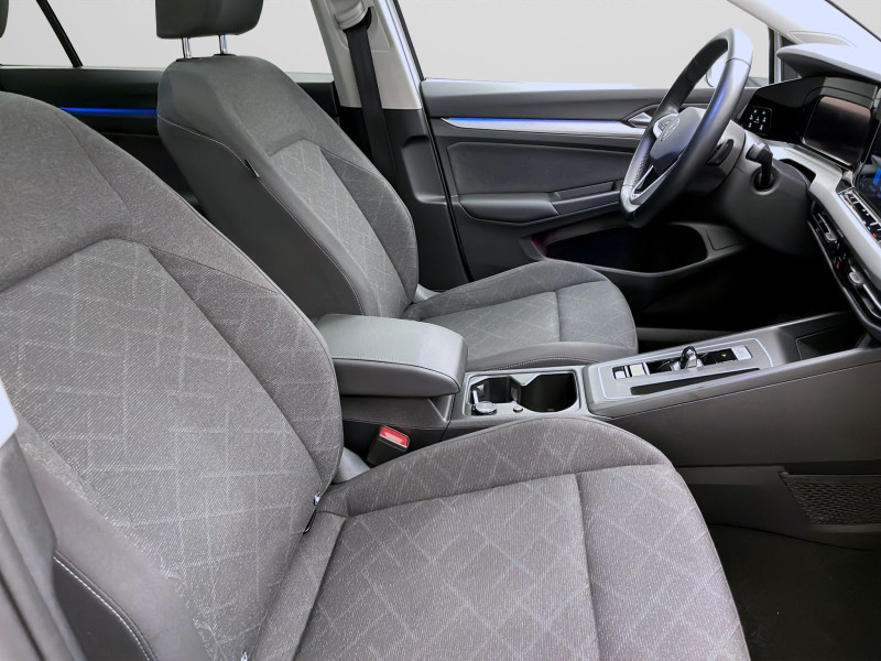 Bild 14: Volkswagen Golf Variant 2.0 TDI DSG LIFE PANO NAVI PDC SITZHZG