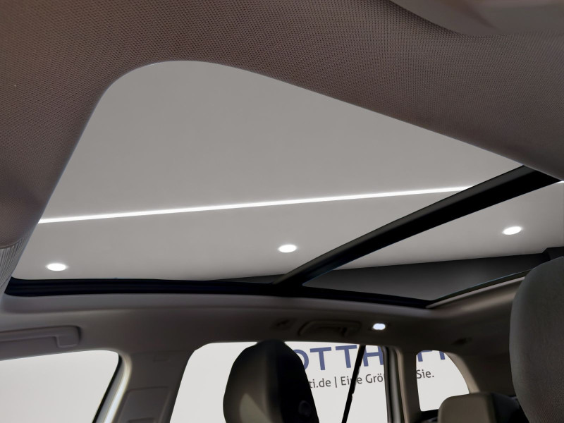 Bild 15: Volkswagen Golf Variant 2.0 TDI DSG LIFE PANO NAVI PDC SITZHZG