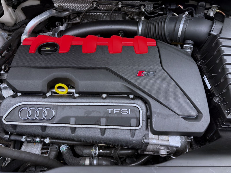 Bild 18: Audi RSQ3 Q PANO NAVI+ PDC MATRIX LM21 SONOS