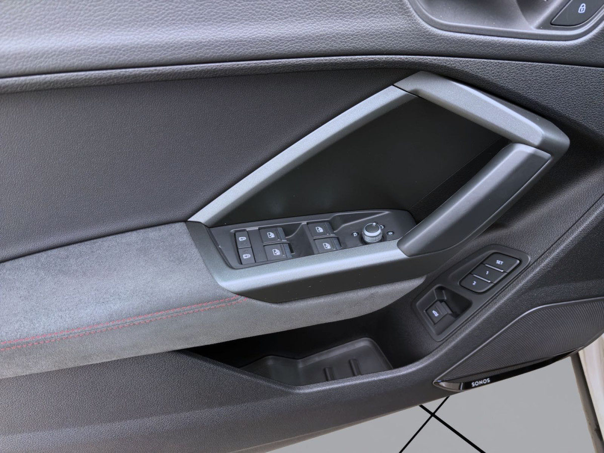 Thumb 9: Audi RSQ3 Q PANO NAVI+ PDC MATRIX LM21 SONOS