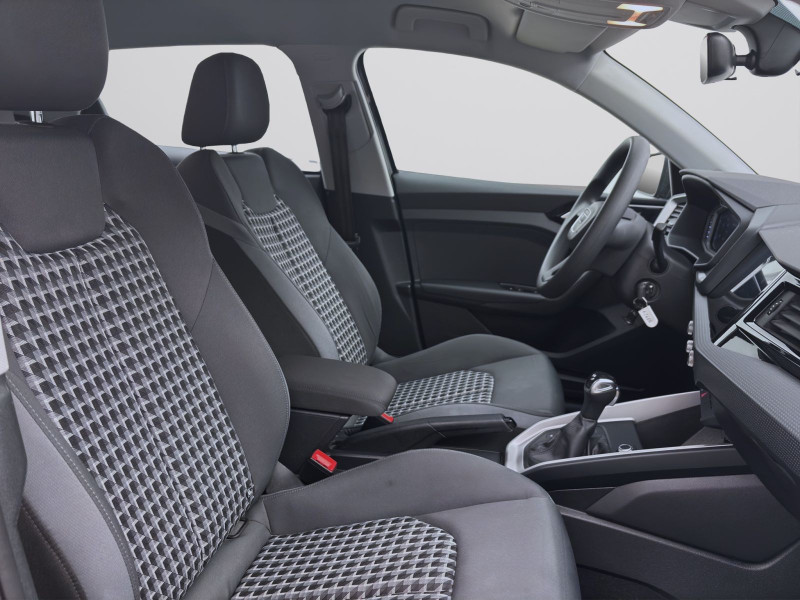 Bild 14: Audi A1 Sportback 35 TFSI ADVANCED ACC LM17 SITZHZG PDC