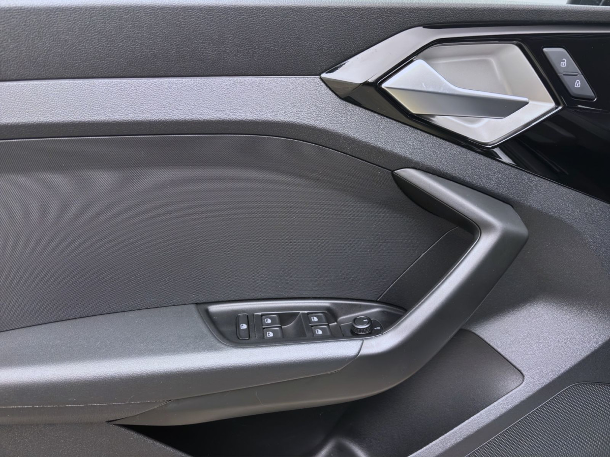 Thumb 9: Audi A1 Sportback 35 TFSI ADVANCED ACC LM17 SITZHZG PDC