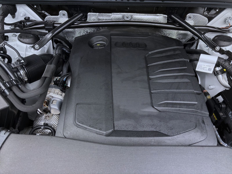 Bild 17: Audi Q5 TDI Q S LINE AHK MATRIX LM20 NAVI+ KLIMA