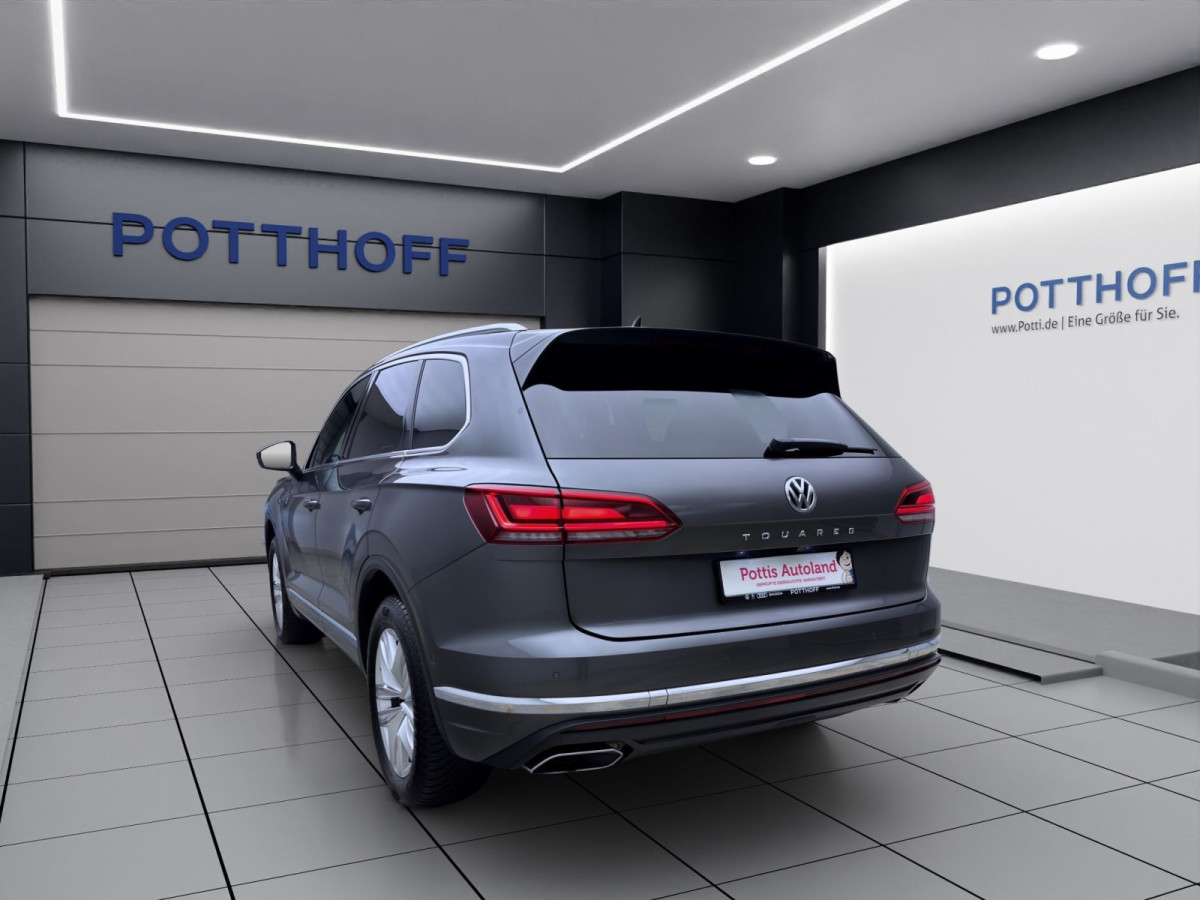 Thumb 1: Volkswagen Touareg 3.0 TDI DSG 4M ELEGANCE NAVI AHK KAMERA PDC