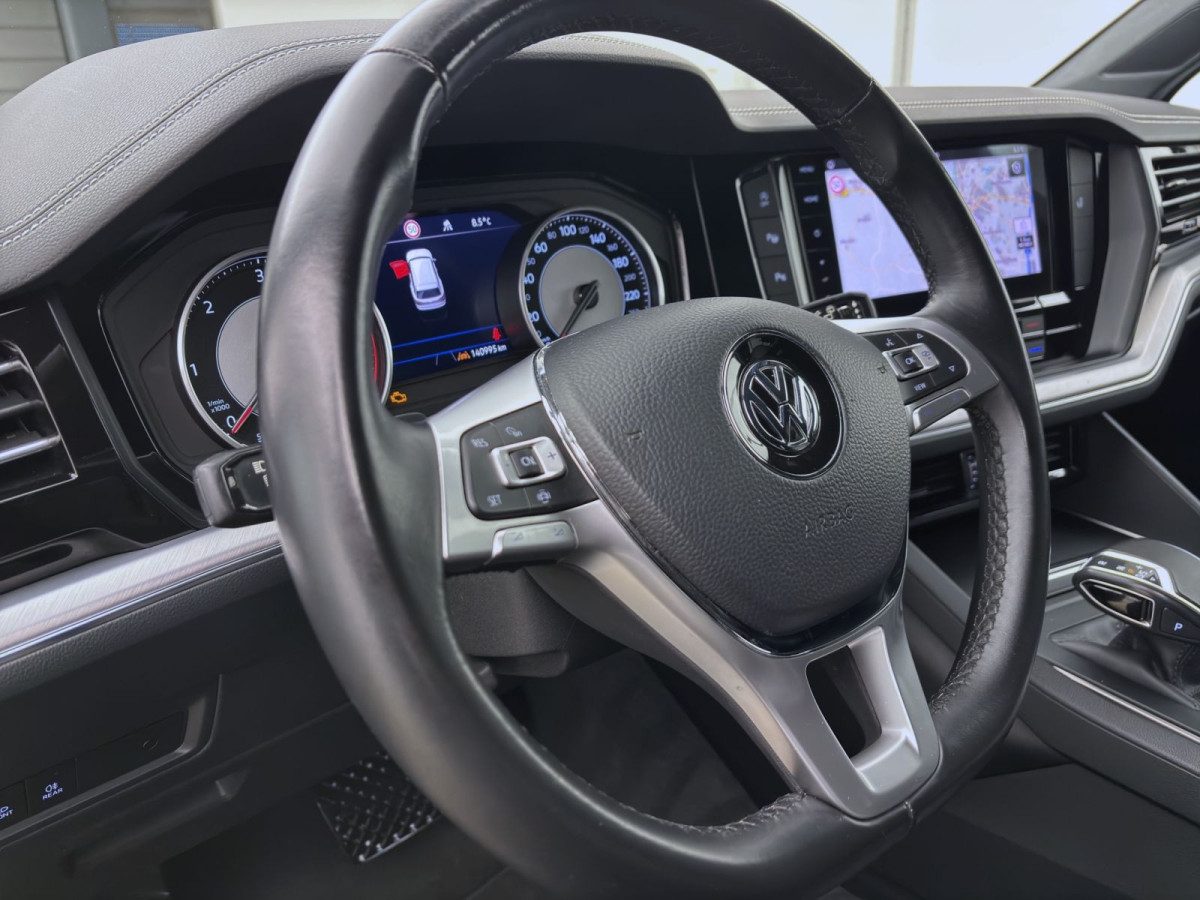 Thumb 16: Volkswagen Touareg 3.0 TDI DSG 4M ELEGANCE NAVI AHK KAMERA PDC