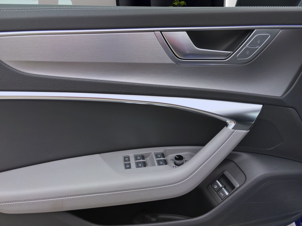 Thumb 9: Audi A6 Avant 55 TFSIe Q SPORT AHK MATRIX NAVI HuD