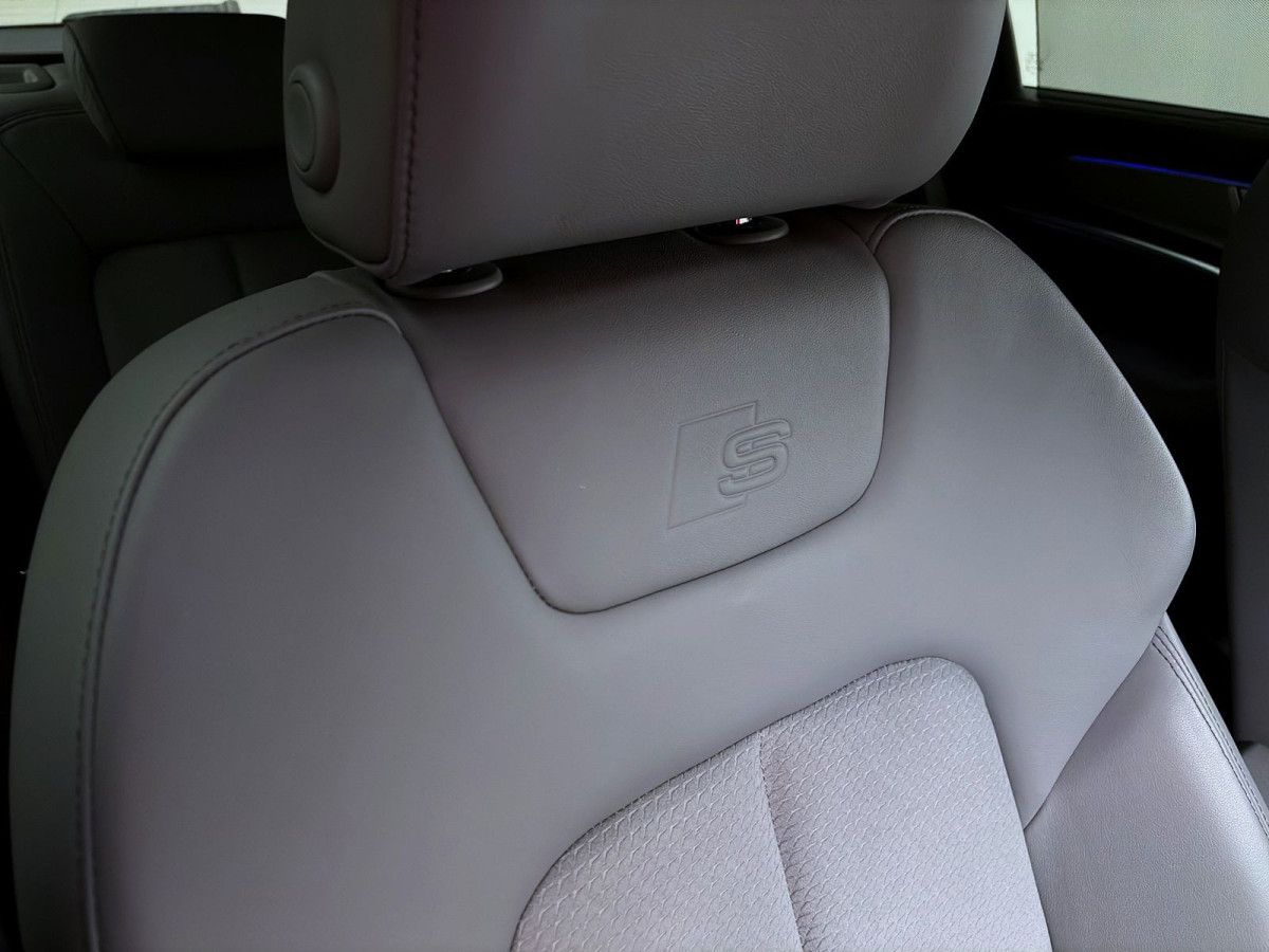 Thumb 17: Audi A6 Avant 55 TFSIe Q SPORT AHK MATRIX NAVI HuD