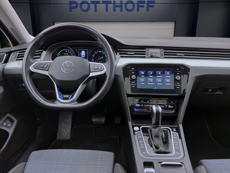Bild 12: Volkswagen Passat Variant 1.4 TSI DSG GTE PANO AHK NAVI KAMERA