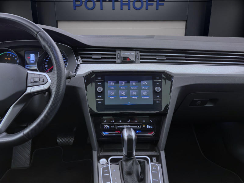 Bild 13: Volkswagen Passat Variant 1.4 TSI DSG GTE PANO AHK NAVI KAMERA