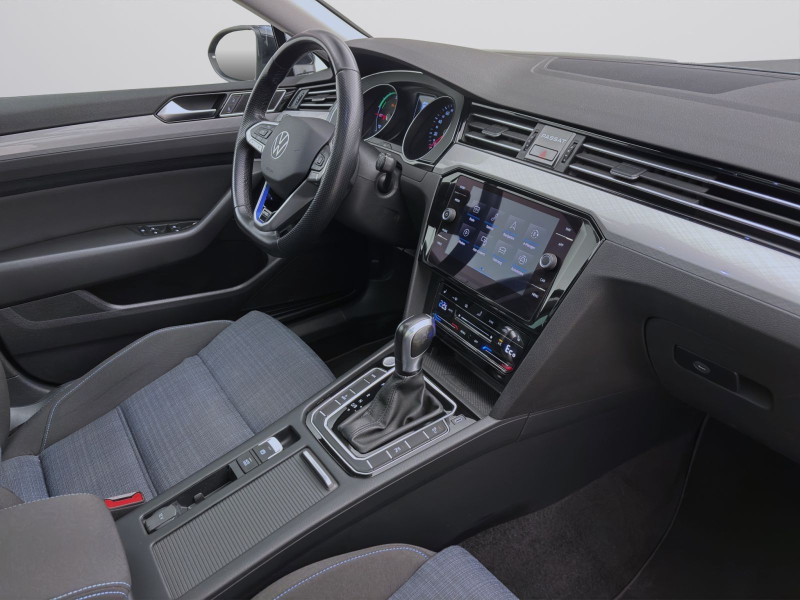 Bild 16: Volkswagen Passat Variant 1.4 TSI DSG GTE PANO AHK NAVI KAMERA
