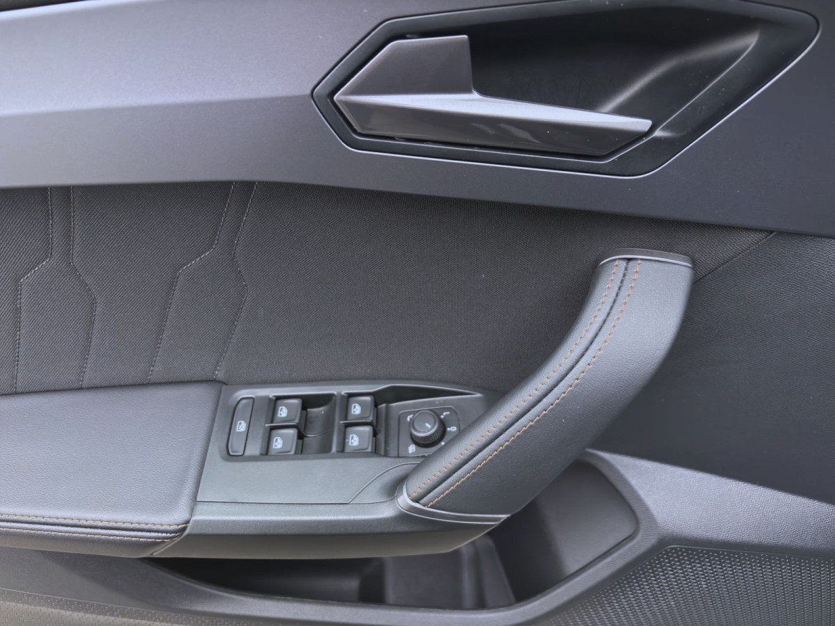 Thumb 9: Cupra Leon 1.5 eTSI DSG NAVI KAMERA PDC SITZHZG LED