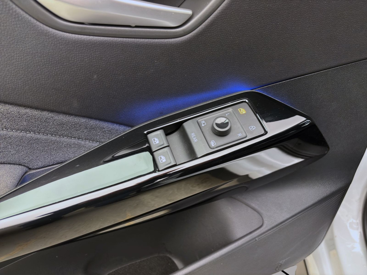 Thumb 9: Volkswagen ID.3 PRO NAVI KAMERA IQ.LIGHT PDC SITZHZG