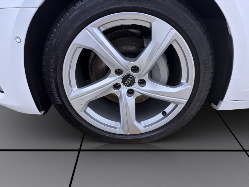 Bild 7: Audi A6 Avant 40 TDI Q S LINE STANDHZG AHK NAVI LED