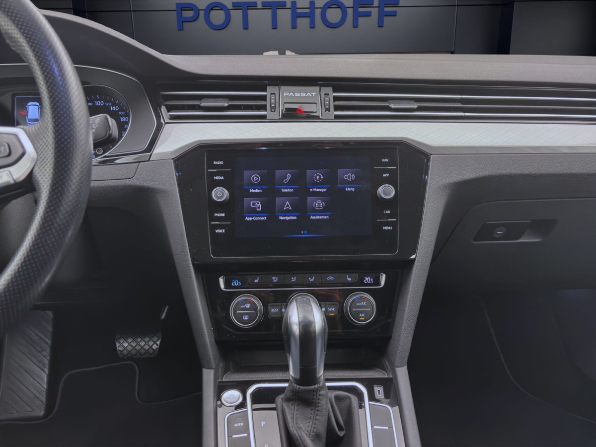 Thumb 12: Volkswagen Passat Variant 1.4 TSI DSG eHybrid GTE NAVI KAMERA PDC SHZG LED