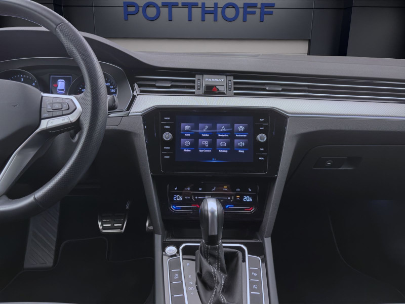 Bild 12: Volkswagen Passat Variant 2.0 TDI DSG ELEGANCE NAVI KAMERA LEDER