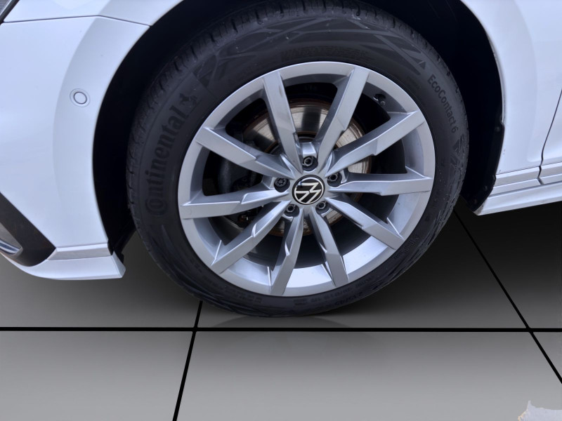 Bild 7: Volkswagen Passat Variant 2.0 TDI DSG ELEGANCE STDHZG NAVI AHK KAMERA