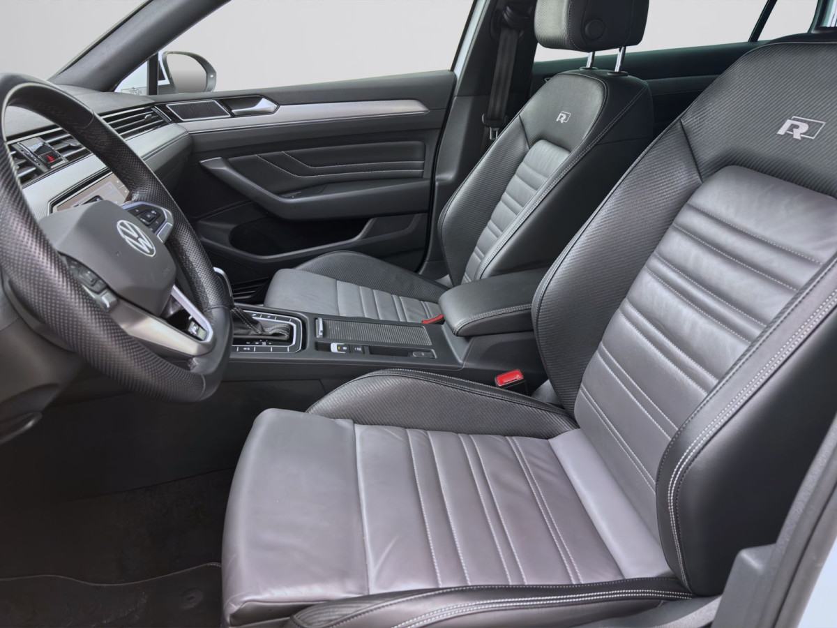 Thumb 8: Volkswagen Passat Variant 2.0 TDI DSG ELEGANCE STDHZG NAVI AHK KAMERA