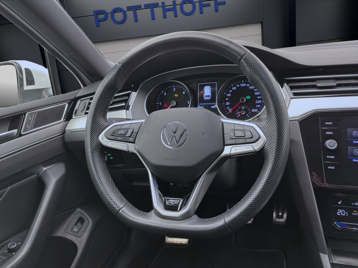 Thumb 10: Volkswagen Passat Variant 2.0 TDI DSG ELEGANCE STDHZG NAVI AHK KAMERA