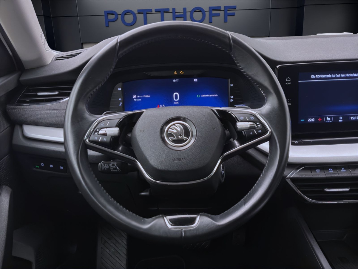 Thumb 10: Škoda Octavia Combi 2.0 TDI DSG STYLE NAVI PANO KLIMA SHZG