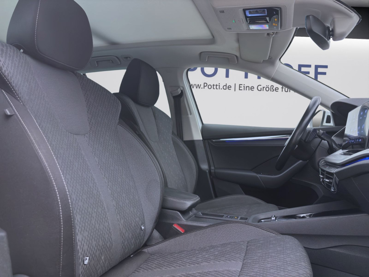 Thumb 15: Škoda Octavia Combi 2.0 TDI DSG STYLE NAVI PANO KLIMA SHZG