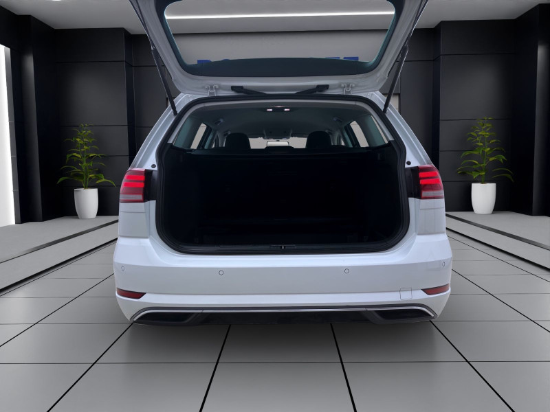 Bild 3: Volkswagen Golf Variant 1.5 TSI COMFORTLINE AHK PDC LED KLIMA