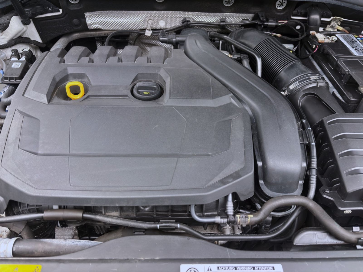 Thumb 16: Volkswagen Golf Variant 1.5 TSI COMFORTLINE AHK PDC LED KLIMA