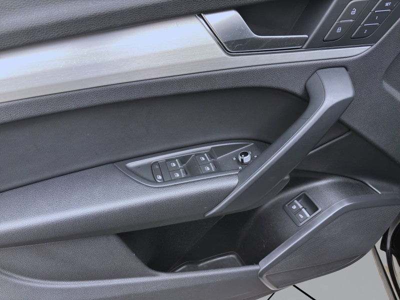 Bild 8: Audi Q5 50 TFSIe Q S LINE PANO PDC MATRIX LM20