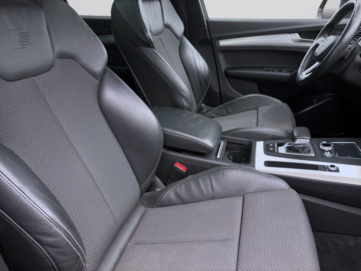 Thumb 14: Audi Q5 50 TFSIe Q S LINE PANO PDC MATRIX LM20