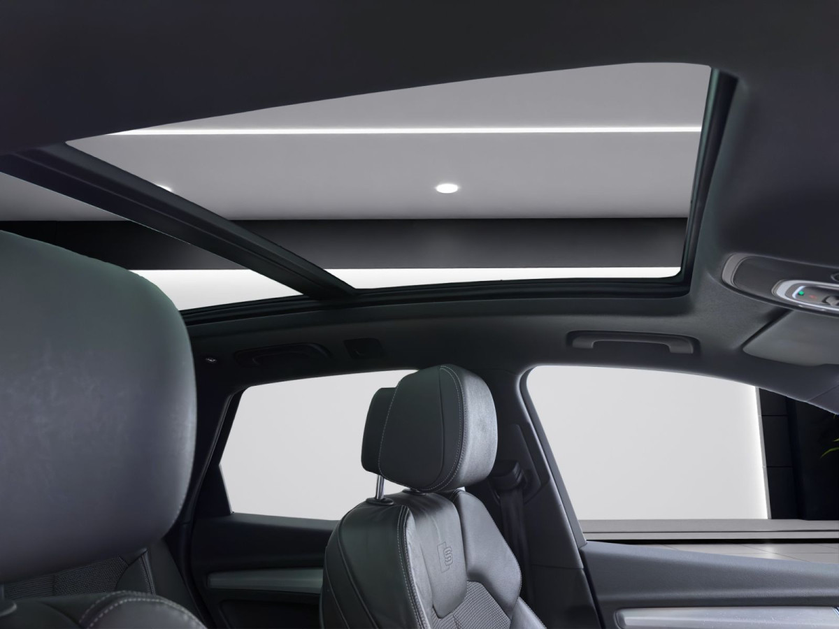 Thumb 15: Audi Q5 50 TFSIe Q S LINE PANO PDC MATRIX LM20