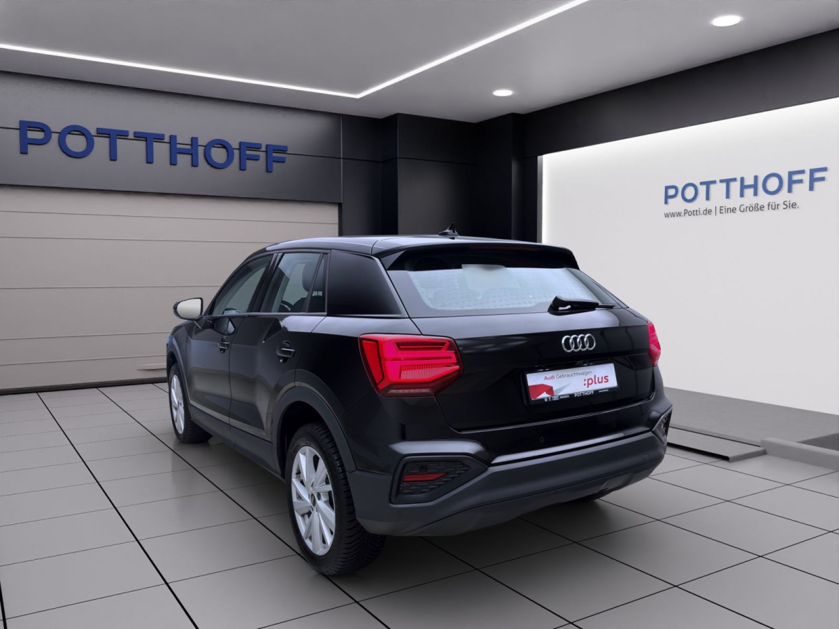 Thumb 1: Audi Q2 30 TDI MATRIX PDC KAMERA SITZHZG
