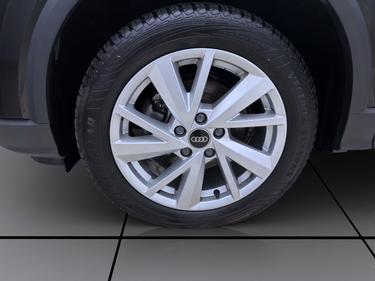 Thumb 7: Audi Q2 30 TDI MATRIX PDC KAMERA SITZHZG