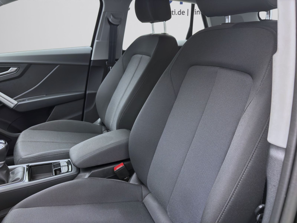 Thumb 8: Audi Q2 30 TDI MATRIX PDC KAMERA SITZHZG