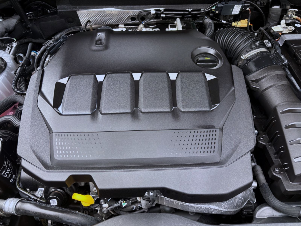 Thumb 16: Audi Q2 30 TDI MATRIX PDC KAMERA SITZHZG