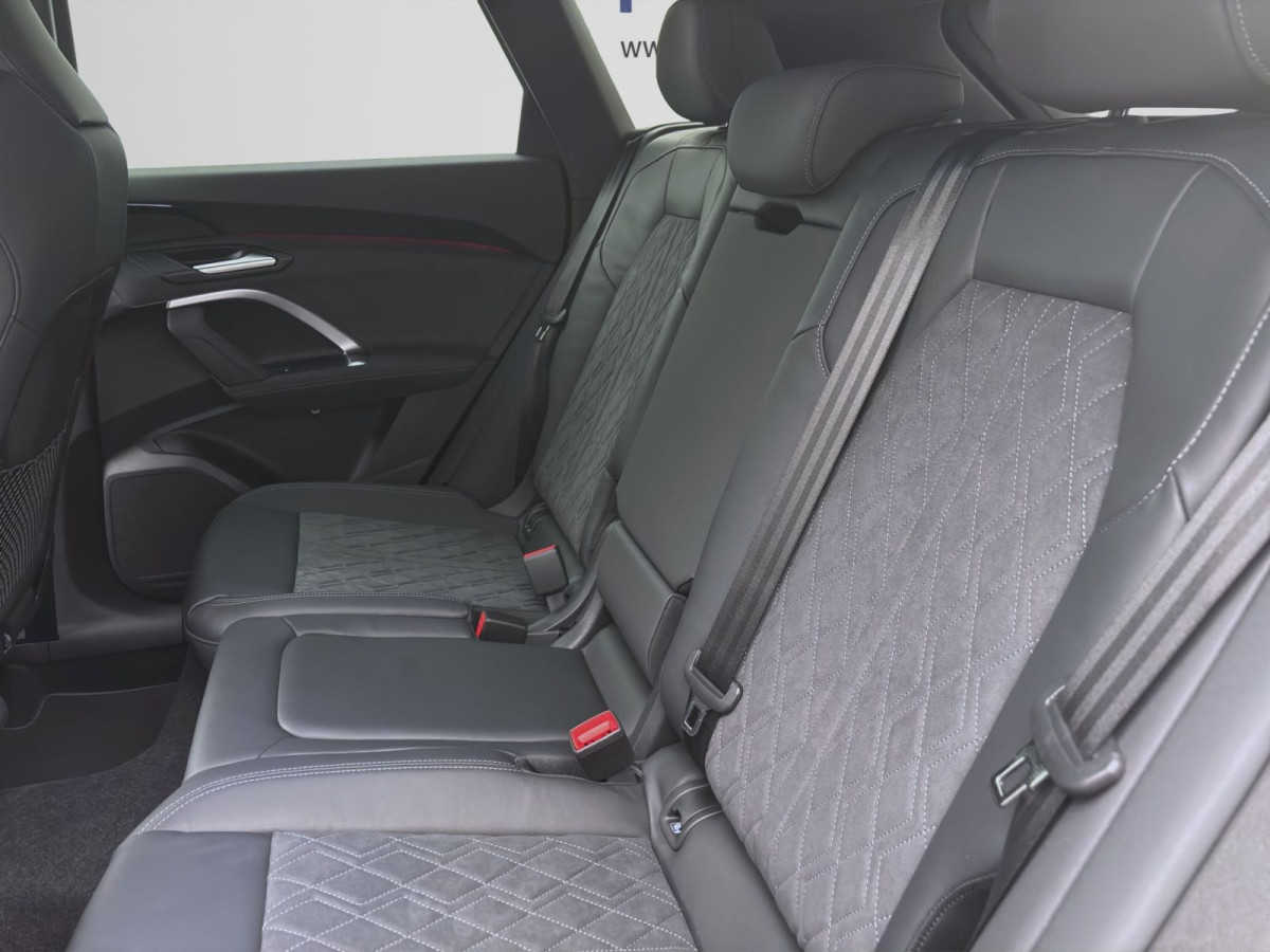 Thumb 14: Audi Q5 SUV TDI quattro 150 kW S tronic LM20 AHK NAVI+