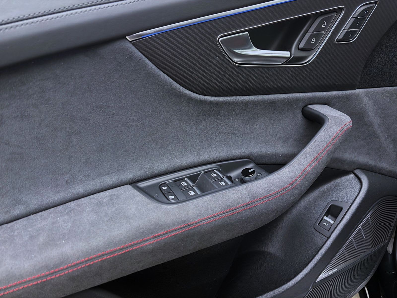 Bild 9: Audi RS Q8 SUV performance 471(640) kW(PS) tiptronic