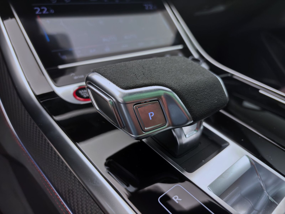 Thumb 11: Audi RS Q8 SUV performance 471(640) kW(PS) tiptronic