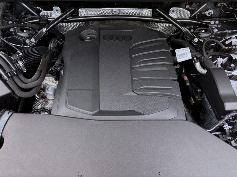 Bild 19: Audi Q5 SUV TDI Q 150 kW S tronic LED+ NAVI LM20 AHK