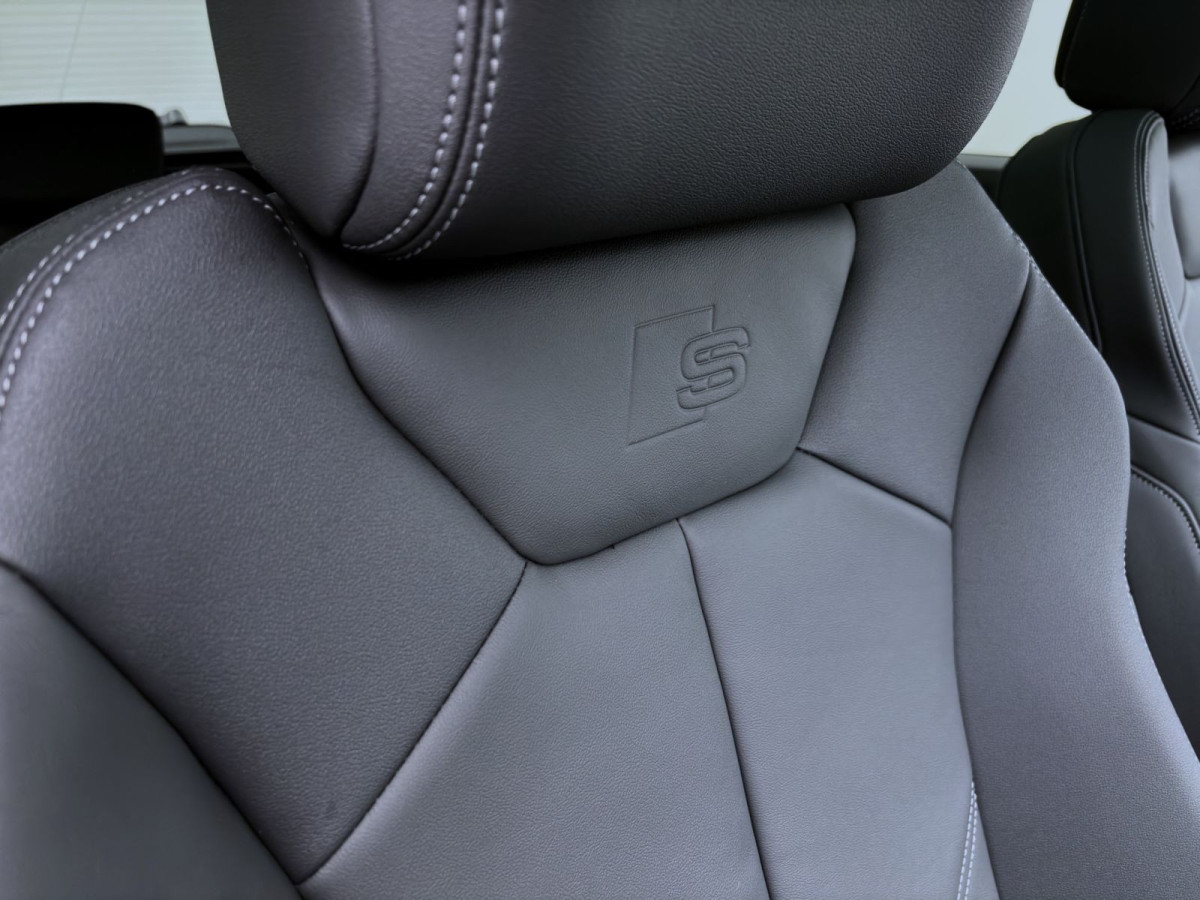 Thumb 17: Audi Q3 35 TFSI S LINE AHK MATRIX SONOS NAVI LM20